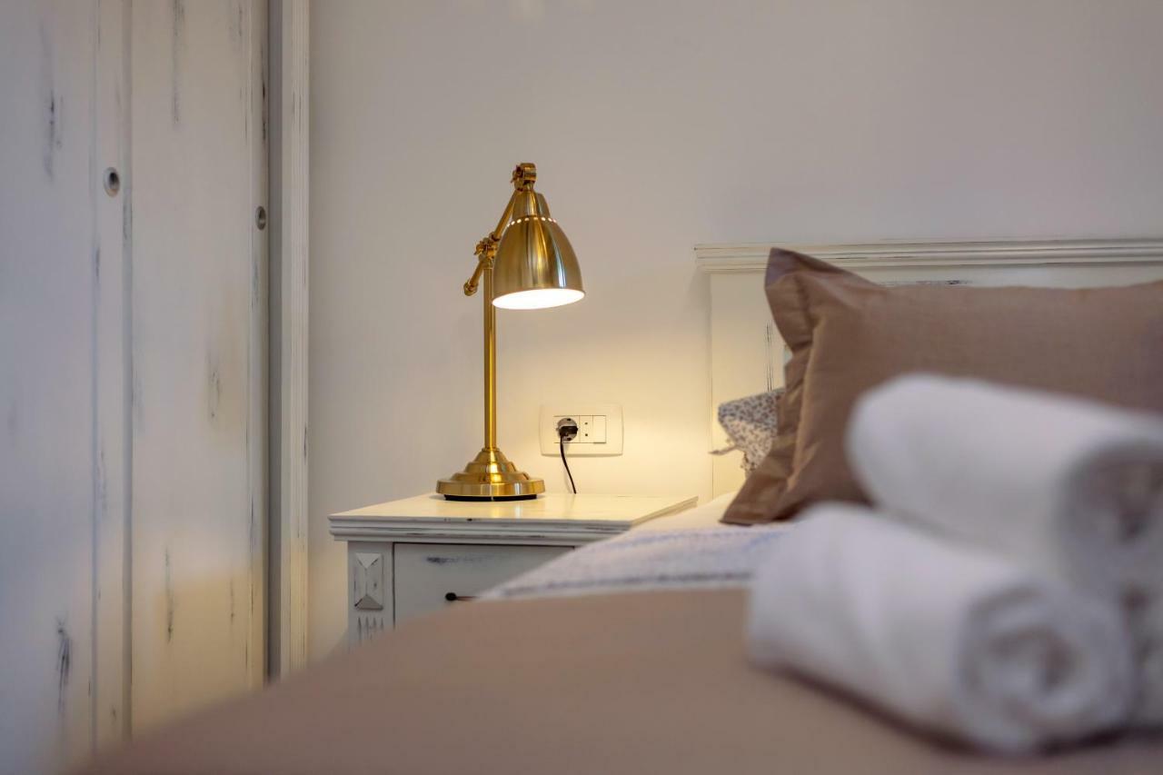 Studio Apartments Insula Split Kültér fotó